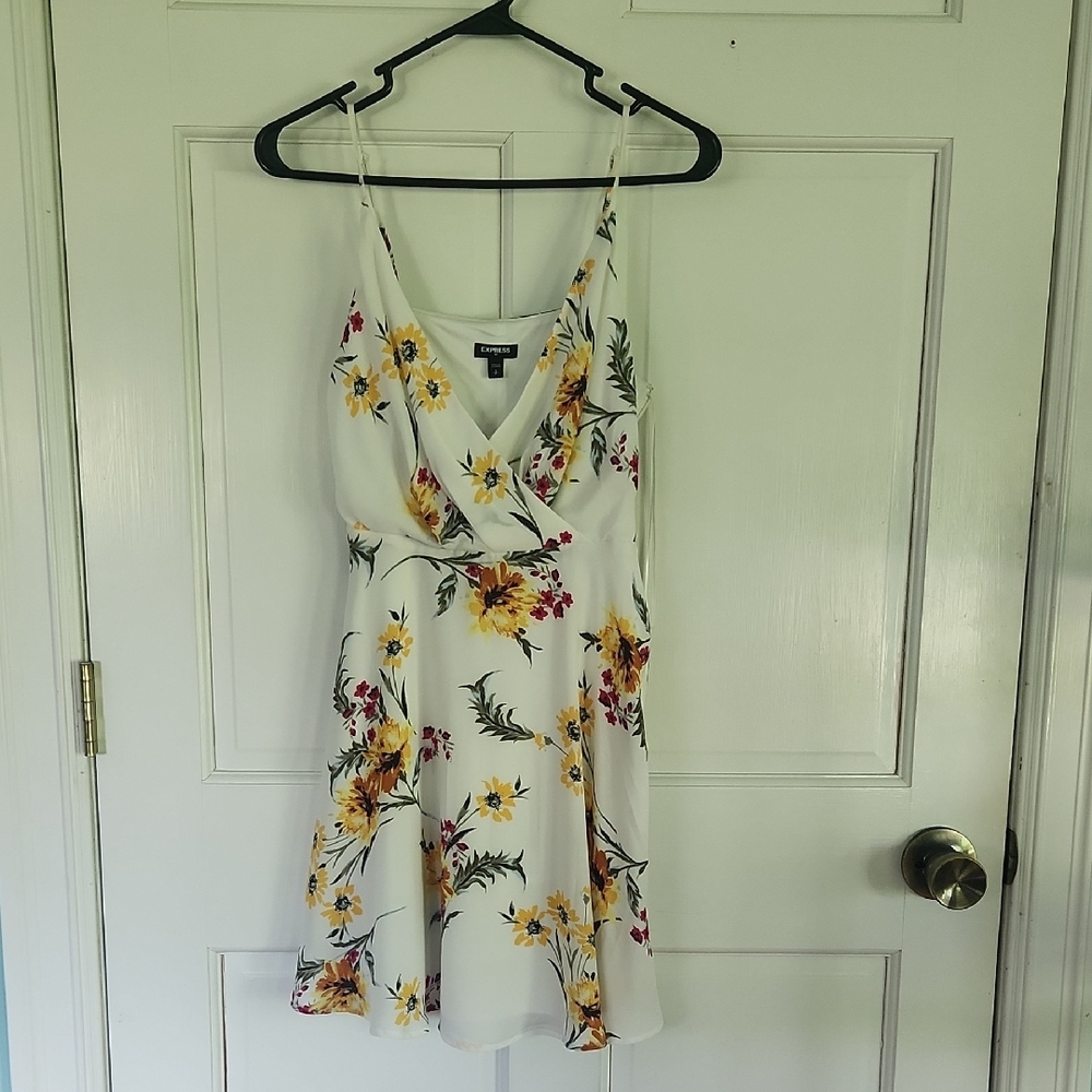 Express White Floral Mini Dress